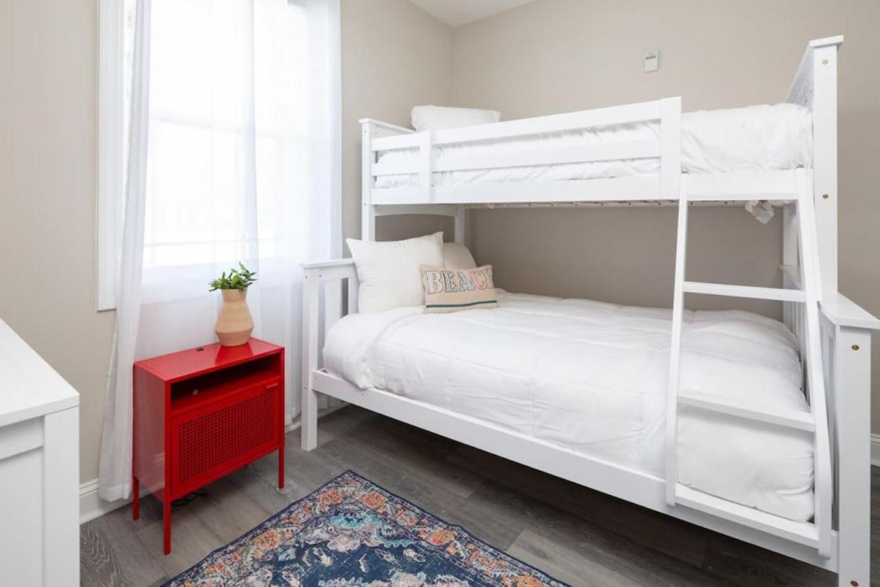 Lovely 4Br King Beds Steps To Beach And Pier G شاطئ ميرتل المظهر الخارجي الصورة